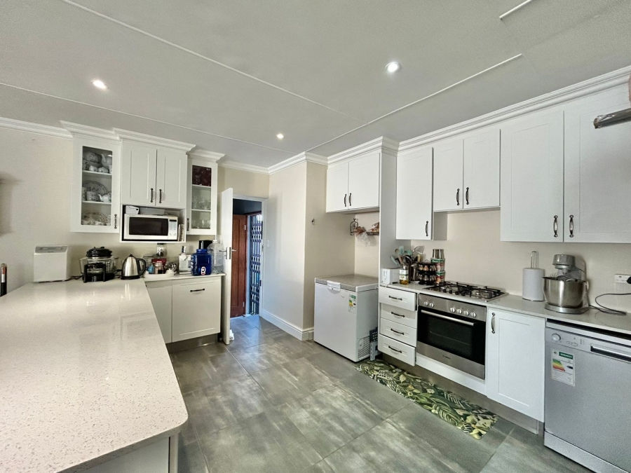 3 Bedroom Property for Sale in Fountains Estate Eastern Cape